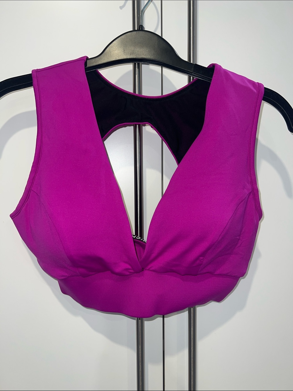 MICHI Plunge Front Wireless Bralette - Fuchsia Pink